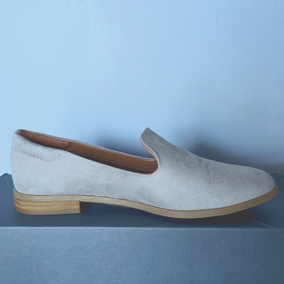 Universal Thread Loafers - Picture 7 of 8